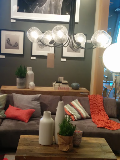 Furniture Store «west elm», reviews and photos, 4010 Conroy Rd, Orlando, FL 32839, USA