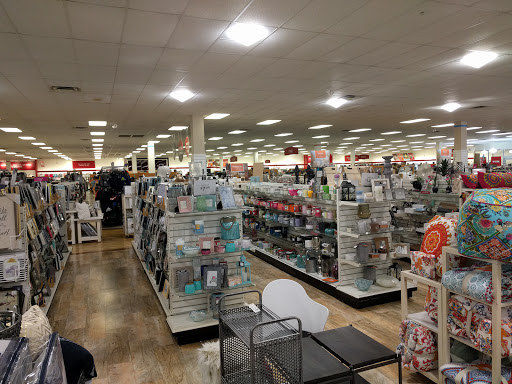Department Store «T.J. Maxx & HomeGoods», reviews and photos, 196 Alps Rd #8, Athens, GA 30606, USA