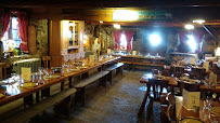 Atmosphère du Restaurant Refuge du Tornieux à Sallanches - n°15
