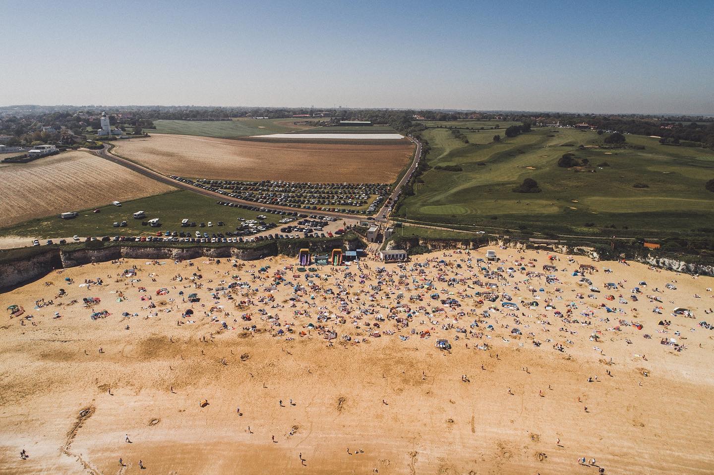 Fotografie cu Joss Bay beach cu golful spațios