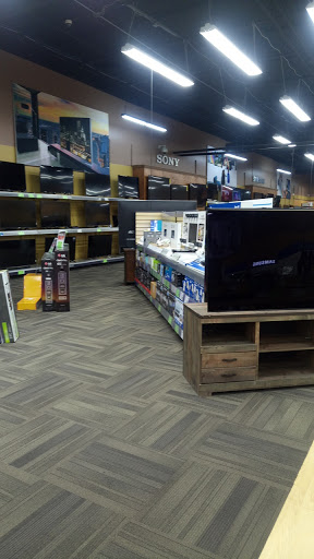 Electronics Store «Electronic Express», reviews and photos, 825 Nashville Pike, Gallatin, TN 37066, USA