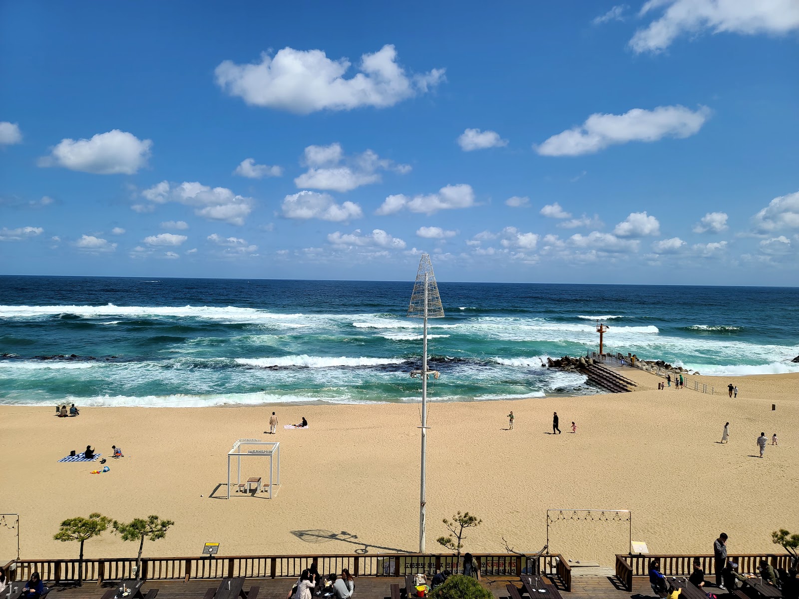 Zdjęcie Gangmun Beach i osada