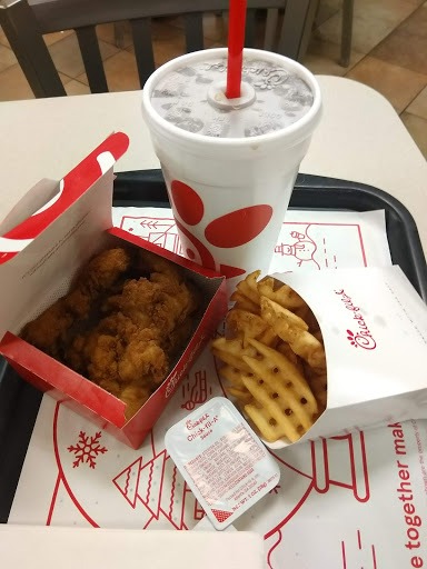 Fast Food Restaurant «Chick-fil-A», reviews and photos, 5905 Spout Springs Rd, Flowery Branch, GA 30542, USA