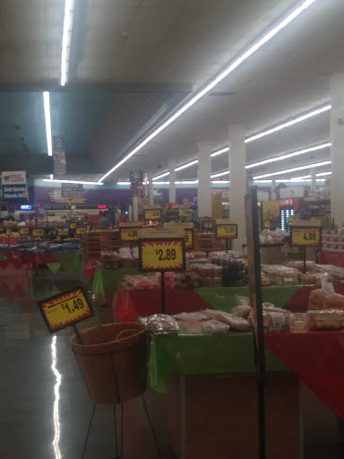 Supermarket «Food City», reviews and photos, 1940 W Indian School Rd, Phoenix, AZ 85015, USA