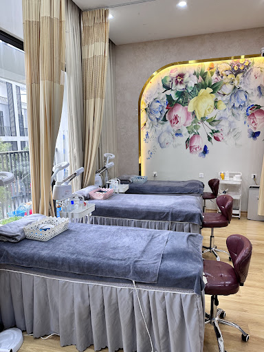 Af1qipmp4m Fojggwak7kcvwvy2qmi 7kmcnscyl9ws