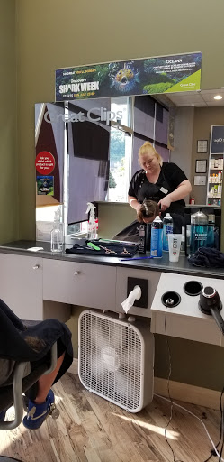 Hair Salon «Great Clips», reviews and photos, 2150 Brookmeade Dr, Columbia, TN 38401, USA