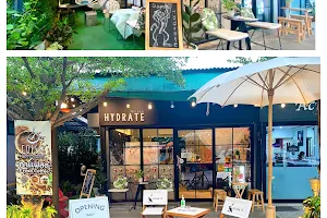 HYDRATE Café image