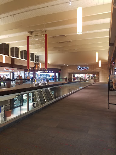 Shopping Mall «Greenbrier Mall», reviews and photos, 1401 Greenbrier Pkwy, Chesapeake, VA 23320, USA