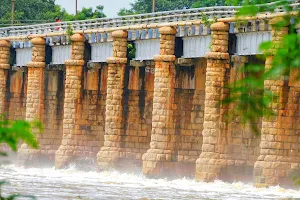 Srivaikundam Dam image
