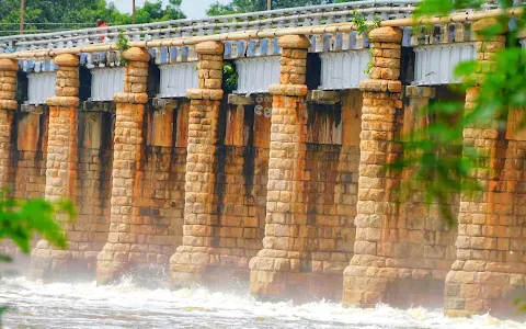 Srivaikundam Dam image