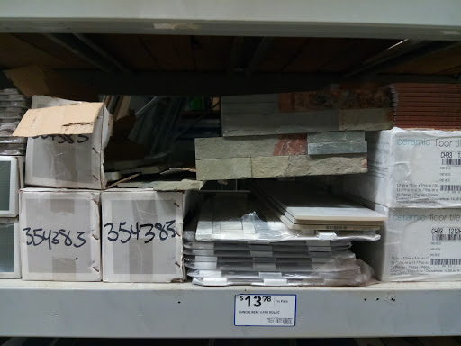 Shopping Mall «Lakeshore Crossing Shopping Center», reviews and photos, 410 Shallowford Rd, Gainesville, GA 30504, USA