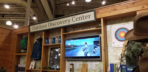 Clothing Store «L.L. Bean», reviews and photos, 60 Eastview Mall Dr, Victor, NY 14564, USA