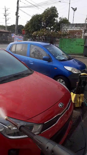 Opiniones de Lubricadora Rumberos en Guayaquil - Servicio de lavado de coches