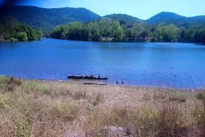 Lac de l'Avellan image