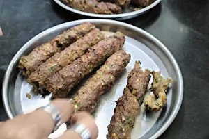 Madina seekh kabab center image