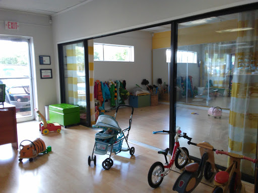 Toy Store «Toybrary Austin», reviews and photos, 2001 Justin Ln, Austin, TX 78757, USA