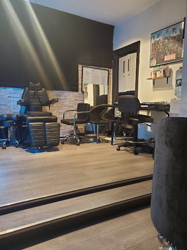 Explore 1 4 sleeve tattoo ideas, creative tattoo ideas in Bronx, available at Living Legends Ink realistic tattoos