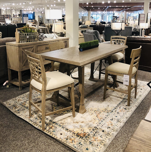 Furniture Store «La-Z-Boy Furniture Galleries», reviews and photos, 9605 Kingston Pike, Knoxville, TN 37922, USA