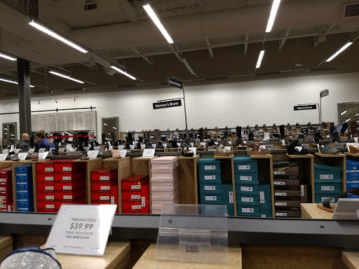 Shoe Store «DSW Designer Shoe Warehouse», reviews and photos, 8055 W Bowles Ave, Littleton, CO 80123, USA