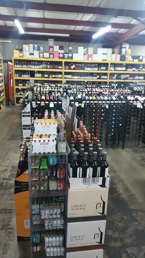 Liquor Store «Beverage World Package Store», reviews and photos, 6731 Peachtree Industrial Blvd, Atlanta, GA 30360, USA