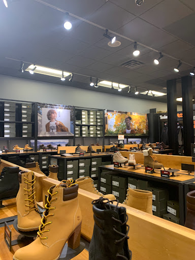Shoe Store «Timberland Factory Store», reviews and photos, 651 Kapkowski Rd #2034, Elizabeth, NJ 07201, USA