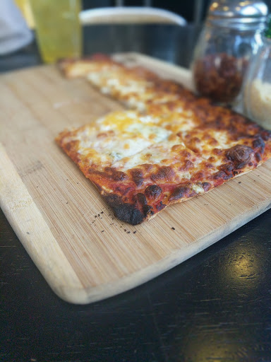 Wine Store «Hidden Track Bottle Shop», reviews and photos, 111 W Monroe St #120, Phoenix, AZ 85003, USA