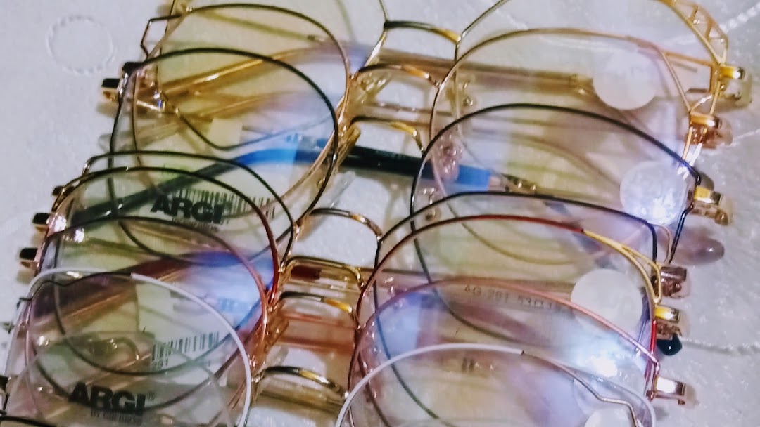 Mundo Lentes Santa Lucia