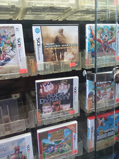 Video Game Store «Video Game Cavern», reviews and photos, 3058 Wade Hampton Blvd #24, Taylors, SC 29687, USA