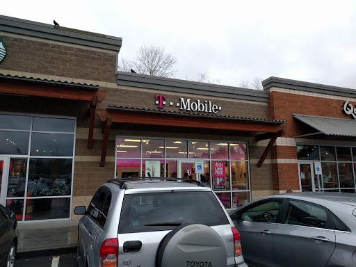 Cell Phone Store «T-Mobile», reviews and photos, 16314 Bothell Everett Hwy #102, Mill Creek, WA 98012, USA