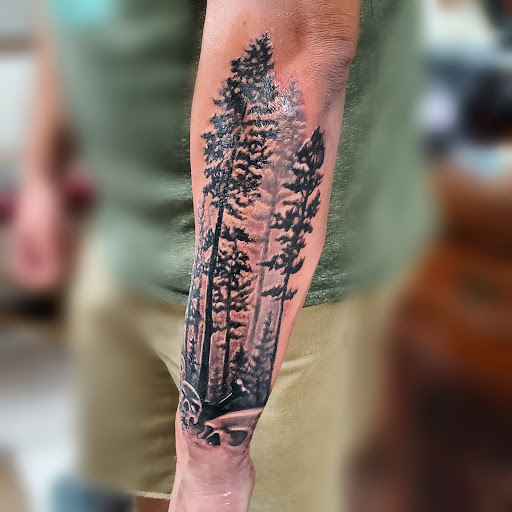 Tattoo Shop «Las Vegas Tattoo Co», reviews and photos, 1829 E 7th Ave, Tampa, FL 33605, USA