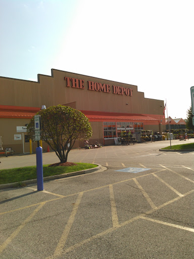 Home Improvement Store «The Home Depot», reviews and photos, 825 E Dundee Rd, Palatine, IL 60074, USA