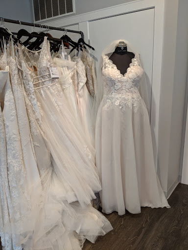 Bridal Shop «Renee Austin Wedding», reviews and photos, 1555 Plainfield Ave NE, Grand Rapids, MI 49505, USA