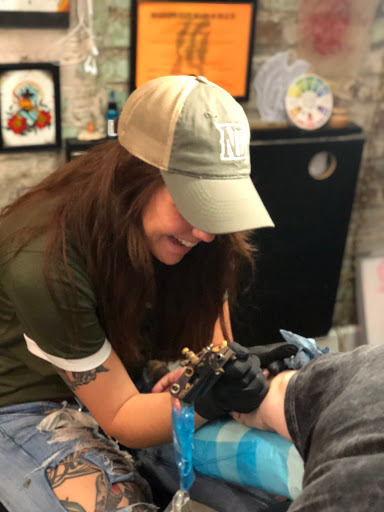 Tattoo Shop «Ironclad Tattoo Gallery», reviews and photos, 194 N 2nd Ave, Saltillo, MS 38866, USA