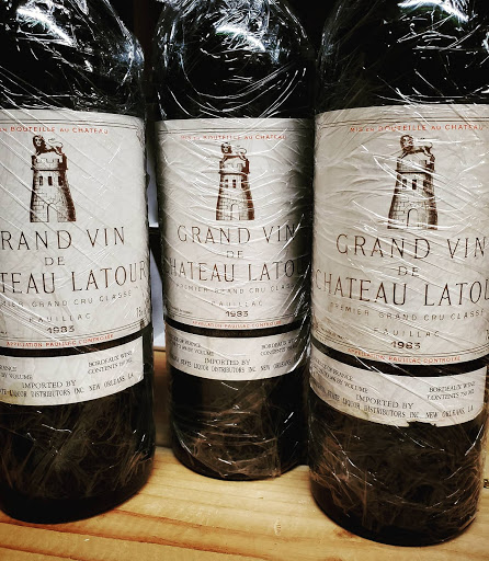 Wine Store «Napa Valley Wine & Cigar», reviews and photos, 161 Silverado Trail, Napa, CA 94559, USA