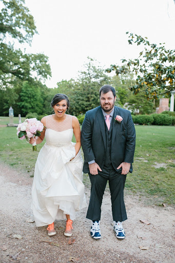 Bridal Shop «The Barefoot Bride», reviews and photos, 4726 Poplar Ave #4, Memphis, TN 38117, USA