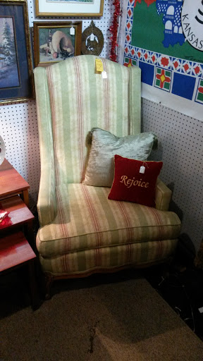 Shopping Mall «Old Town Shopping Center», reviews and photos, 2528 S Campbell Ave, Springfield, MO 65807, USA