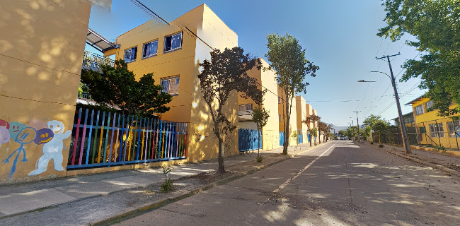 Escuela Carmen Gallegos de Roble - San Vicente
