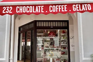 CHOCOELF Specialty Chocolate Cafe (South Bridge Rd) image