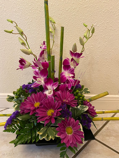 Florist «Petite Flower Shop», reviews and photos, 1501 Harry Wurzbach Rd, San Antonio, TX 78209, USA