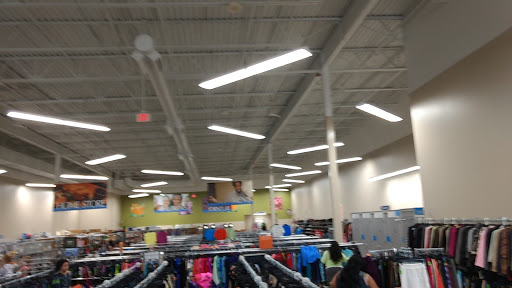 Thrift Store «Goodwill Store & Donation Center», reviews and photos, 123 S Weber Rd, Bolingbrook, IL 60490, USA