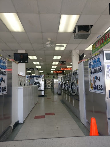 Laundry Service «Coin Laundry», reviews and photos, 829 W Indian School Rd, Phoenix, AZ 85013, USA