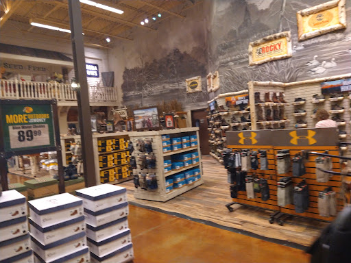 Sporting Goods Store «Bass Pro Shops», reviews and photos, 1000 Bass Pro Dr NW, Altoona, IA 50009, USA