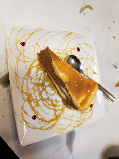 Seafood Restaurant «Sweet Auburn Seafood», reviews and photos, 171 Auburn Ave NE, Atlanta, GA 30303, USA