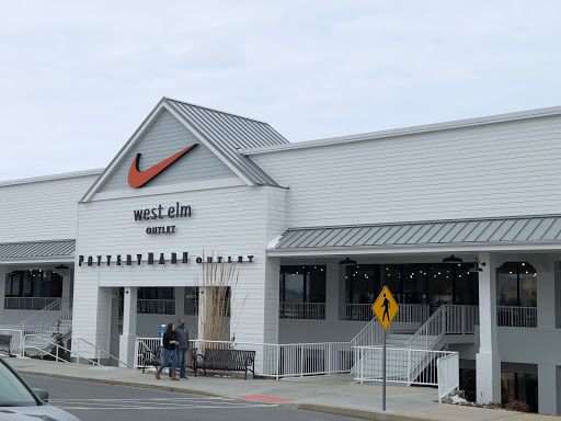 Nike Factory Store, 603 Stanley K Tanger Dr, Lancaster, PA 17602, USA, 