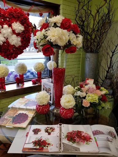 Florist «Westbury Florist Inc», reviews and photos, 53 Post Ave, Westbury, NY 11590, USA
