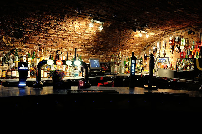 Monroe's Cellar Bar