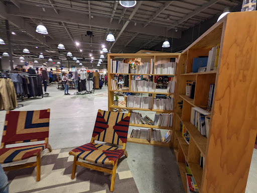 Camping Store «REI», reviews and photos, 2450 Charleston Rd, Mountain View, CA 94043, USA