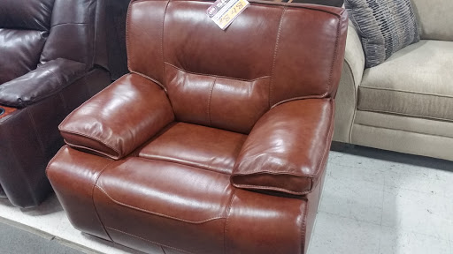 Furniture Store «Louisville Overstock Furniture Warehouse», reviews and photos, 1050 E Lewis and Clark Pkwy, Clarksville, IN 47129, USA