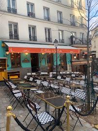 Atmosphère du Restaurant français Le Relais de la Butte à Paris - n°1