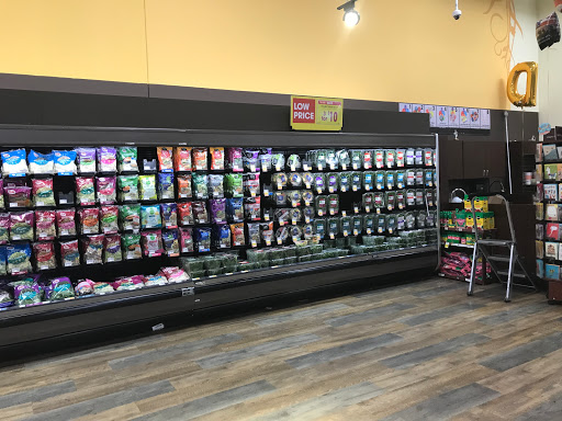 Grocery Store «Kroger», reviews and photos, 15255 Michigan Ave, Dearborn, MI 48126, USA